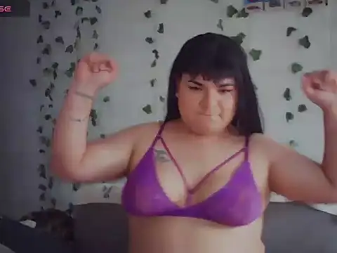 DarkhellMiss online show from April 20, 2026, 10:44 pm