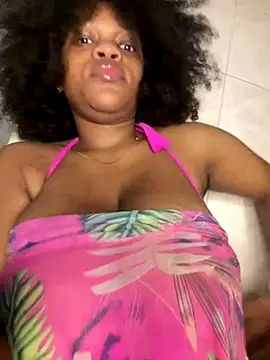 Boneca25 online show from November 2, 2025, 4:26 am