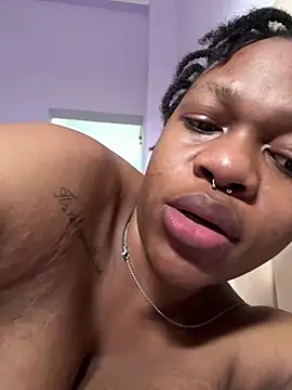 Boneca25 online show from March 12, 2026, 10:54 am