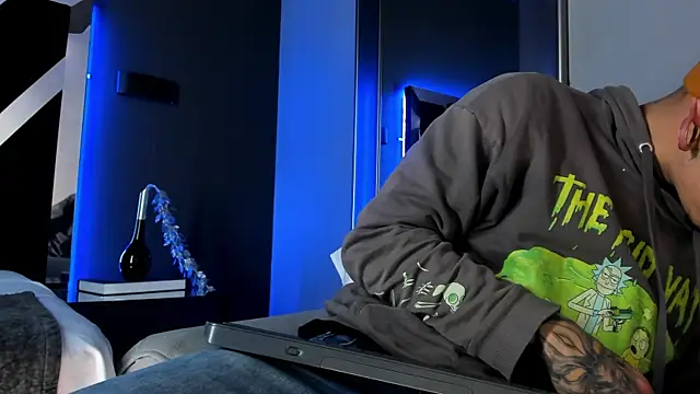 kaletattoo online show from December 18, 2025, 11:05 am