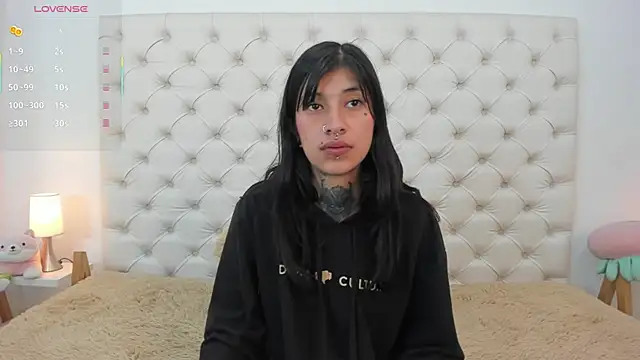 Snapshot of esmeralda06 chatting on September 20, 2025, 3:46 pm esmeralda06 online show from September 20, 2025, 3:46 pm