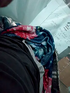 Snapshot of ares-mitnick chatting on January 26, 2025, 6:07 am ares-mitnick online show from January 26, 2025, 6:07 am