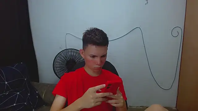 Alexxx lov online show from April 17, 2026, 12:30 pm