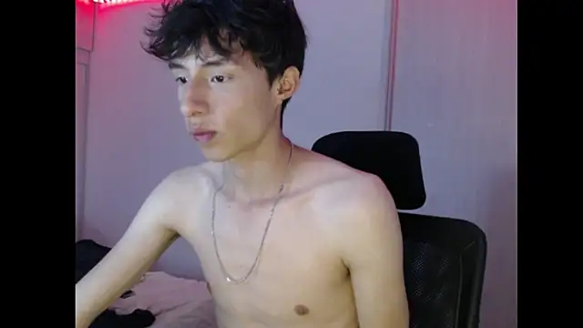 Juanmres online show from November 7, 2025, 10:54 pm