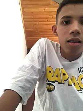 Alvarozzxv online show from January 24, 2025, 8:54 pm