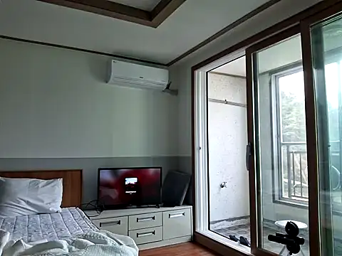 Snapshot of Doh728 chatting on March 7, 2025, 11:49 pm Doh728 online show from March 7, 2025, 11:49 pm