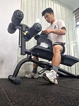 Snapshot of Doh728 chatting on November 6, 2025, 12:22 am Doh728 online show from November 6, 2025, 12:22 am