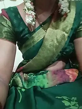 Snapshot of TeluguammayiMahi chatting on July 7, 2026, 10:47 pm TeluguammayiMahi online show from July 7, 2026, 10:47 pm