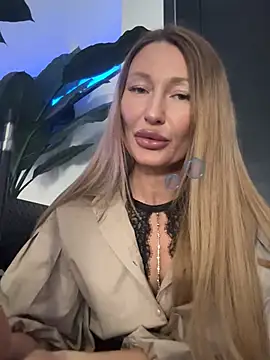 Snapshot of Sweet_Pussy2024 chatting on February 4, 2025, 9:17 am Sweet Pussy2024 online show from February 4, 2025, 9:17 am