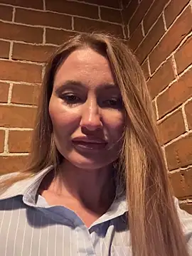 Snapshot of Sweet_Pussy2024 chatting on February 5, 2025, 4:47 pm Sweet Pussy2024 online show from February 5, 2025, 4:47 pm