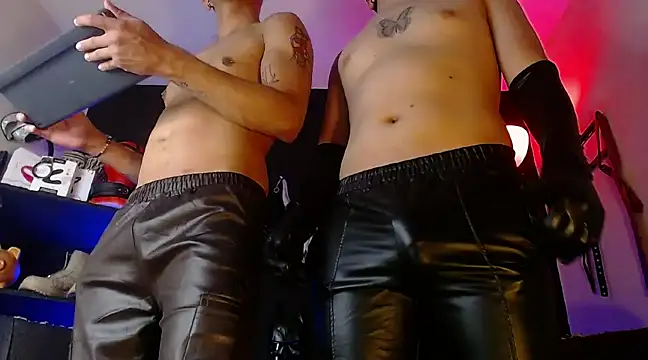 AngeloColleen online show from February 20, 2025, 1:57 am