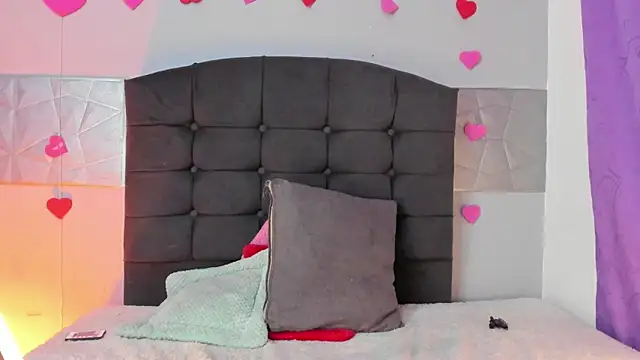 Snapshot of Alice_evans_lov chatting on February 18, 2025, 5:20 am Alice evans lov online show from February 18, 2025, 5:20 am