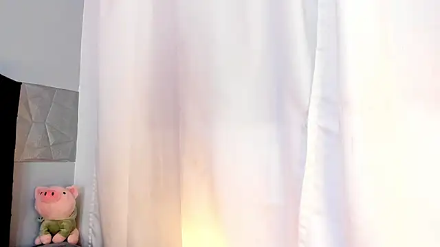 Snapshot of Alice_evans_lov chatting on March 18, 2025, 7:52 am Alice evans lov online show from March 18, 2025, 7:52 am