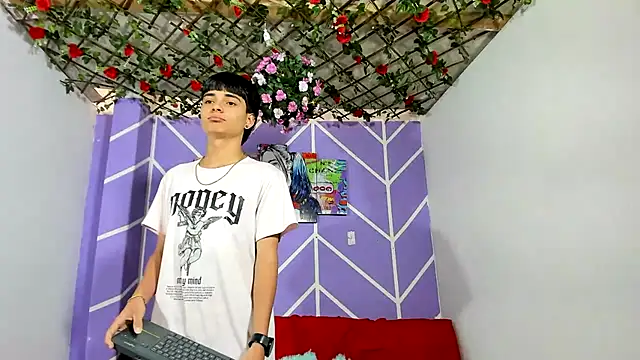 Escarlet Abel-06 online show from February 16, 2025, 7:27 pm