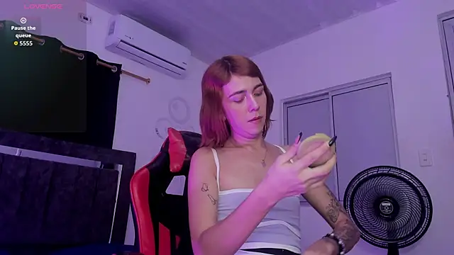 Nicol TransGirl online show from October 22, 2025, 3:18 am