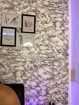 Miss karol online show from April 10, 2026, 6:45 pm