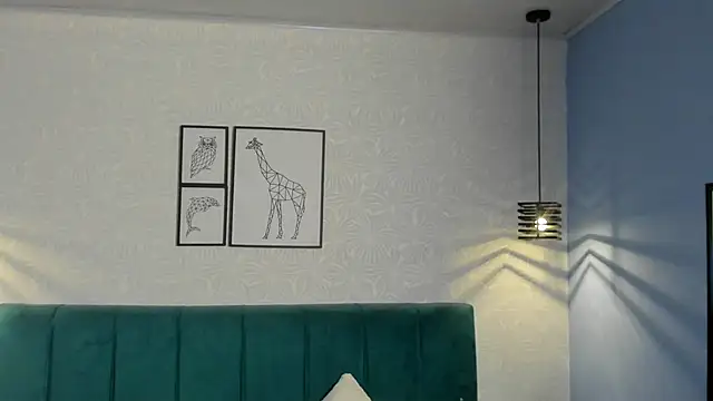 ninna curly online show from January 9, 2026, 4:37 am