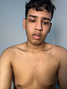 Santiago-Thompson online show from November 11, 2025, 8:20 pm