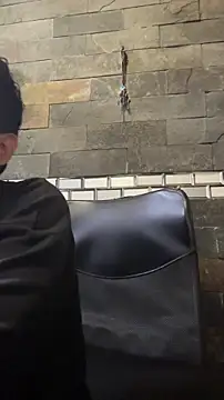 Santiago-Thompson online show from November 21, 2025, 9:57 pm