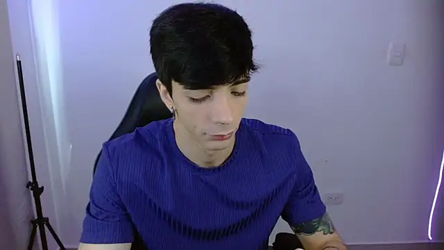 H3ll B0I online show from February 17, 2026, 3:40 pm