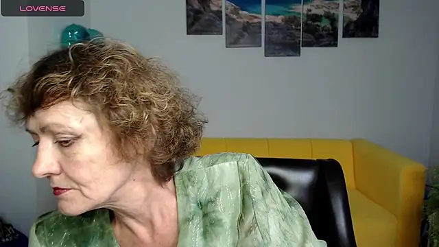 Snapshot of SexyGrandma_ chatting on February 28, 2025, 3:37 pm SexyGrandma  online show from February 28, 2025, 3:37 pm