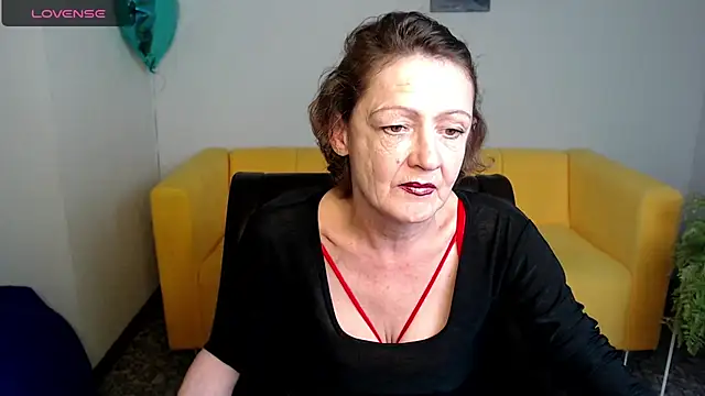 Snapshot of SexyGrandma_ chatting on March 5, 2025, 3:29 pm SexyGrandma  online show from March 5, 2025, 3:29 pm