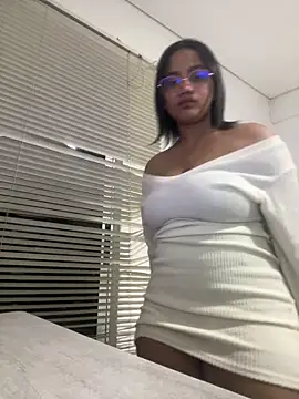 my cam online show from March 9, 2025, 12:10 am