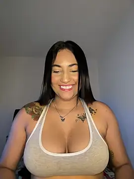 mari pauli x online show from February 4, 2025, 6:46 am