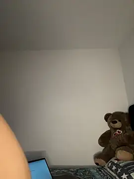 mari pauli x online show from February 26, 2025, 6:15 am