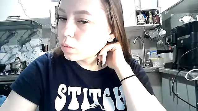 Misssweet s online show from December 18, 2025, 5:02 am