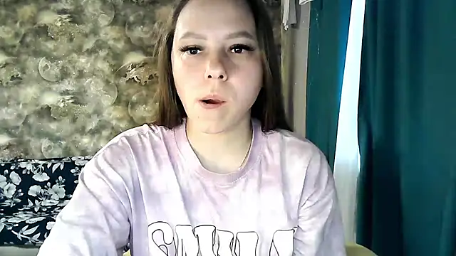 Misssweet s online show from June 1, 2026, 4:41 pm
