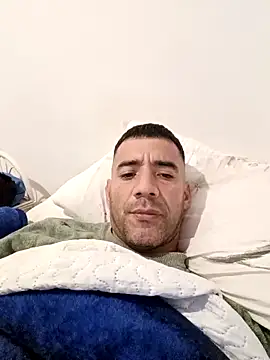 juanignacioargentino online show from February 13, 2025, 4:39 pm