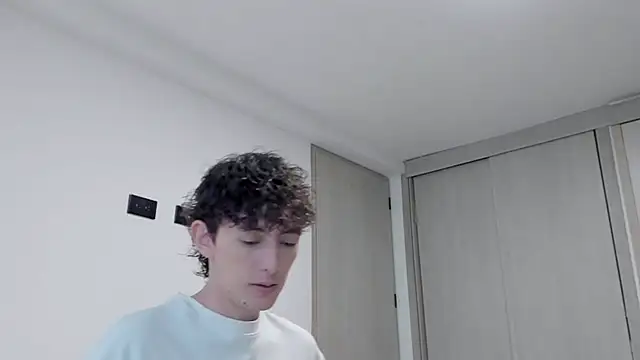 miketwink online show from September 25, 2025, 10:35 pm