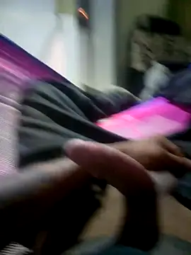 KasuHongoz online show from March 12, 2025, 1:14 am