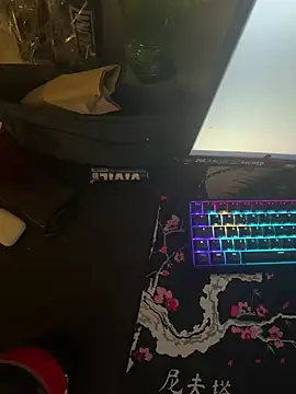 Snapshot of Mo_2003 chatting on February 11, 2025, 9:14 pm Mo 2003 online show from February 11, 2025, 9:14 pm