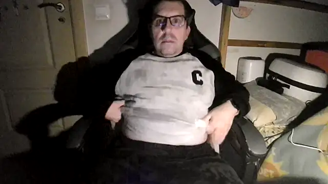 Usame como quieras online show from January 28, 2025, 7:53 pm