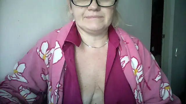 Mayya4321 online show from November 23, 2025, 8:03 am