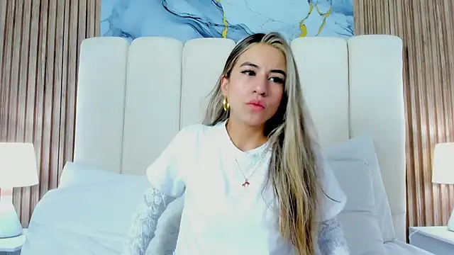 Ariana greenblat online show from March 28, 2026, 5:12 pm