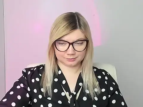 Lola moree online show from November 11, 2025, 12:49 pm