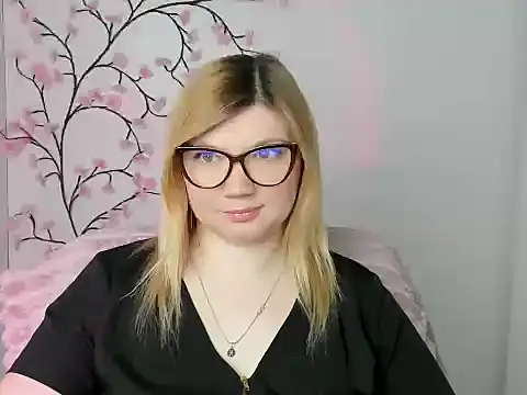 Lola moree online show from March 30, 2026, 11:33 am