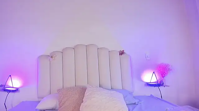 Zaira Rose  online show from January 17, 2026, 1:16 pm