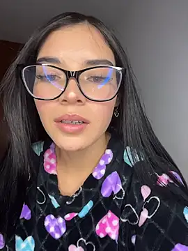eileensophi online show from July 24, 2026, 3:04 am