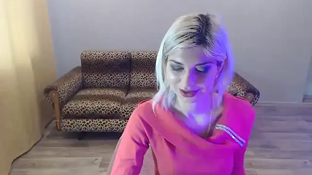 Snapshot of SexyBeatriice chatting on February 1, 2025, 7:15 am SexyBeatriice online show from February 1, 2025, 7:15 am