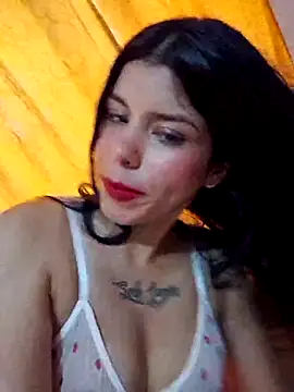 Angela Sophie online show from October 13, 2025, 5:02 pm