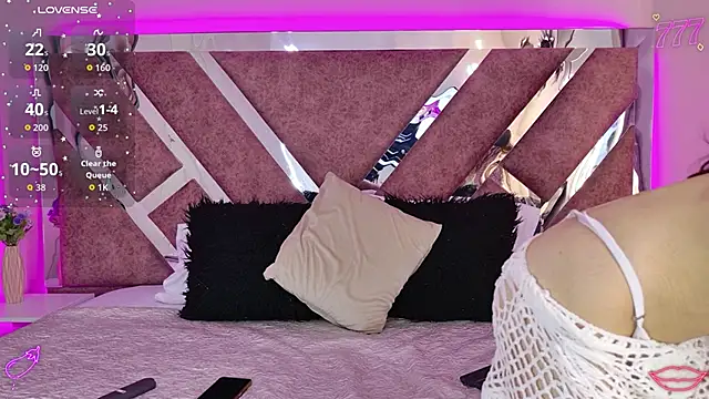 CandyLuxury   online show from March 31, 2026, 12:16 pm