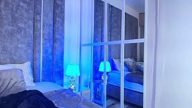 AliDiaz  online show from April 7, 2026, 6:41 pm