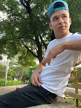 Snapshot of arevalo1124 chatting on November 5, 2025, 9:26 pm arevalo1124 online show from November 5, 2025, 9:26 pm