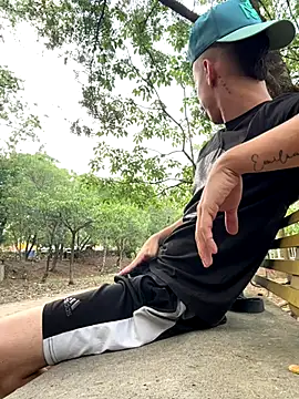 Snapshot of arevalo1124 chatting on November 30, 2025, 9:08 pm arevalo1124 online show from November 30, 2025, 9:08 pm