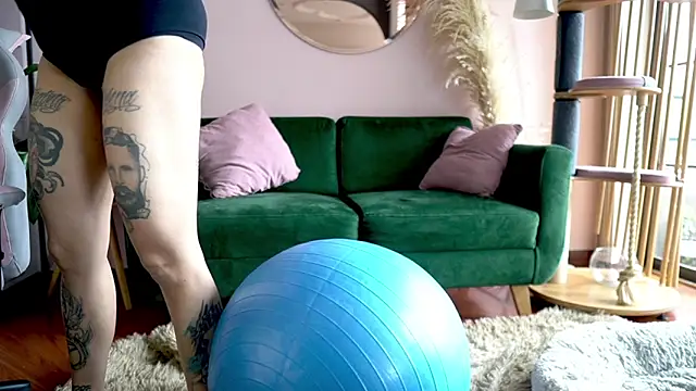 Snapshot of tattoo_ninja_kittyy chatting on February 3, 2026, 6:46 pm tattoo ninja kittyy online show from February 3, 2026, 6:46 pm