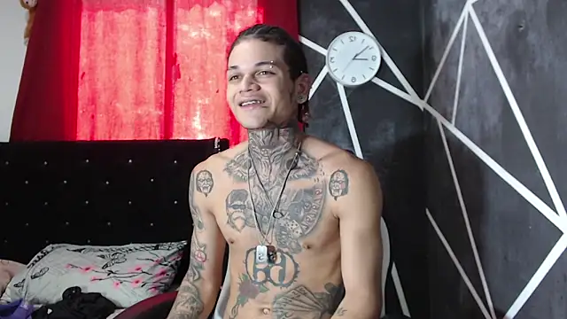 Snapshot of hot_man05 chatting on October 3, 2025, 6:49 pm hot man05 online show from October 3, 2025, 6:49 pm